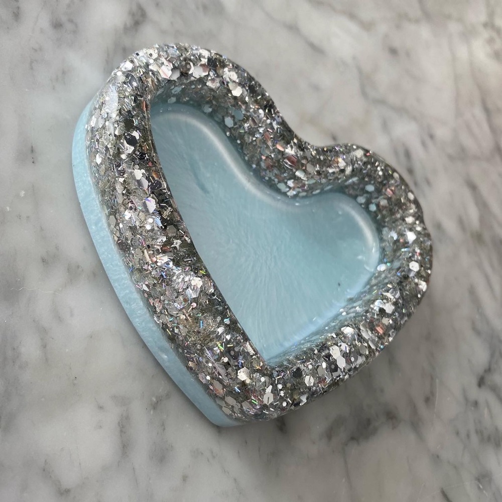 Baby blue heart ashtray